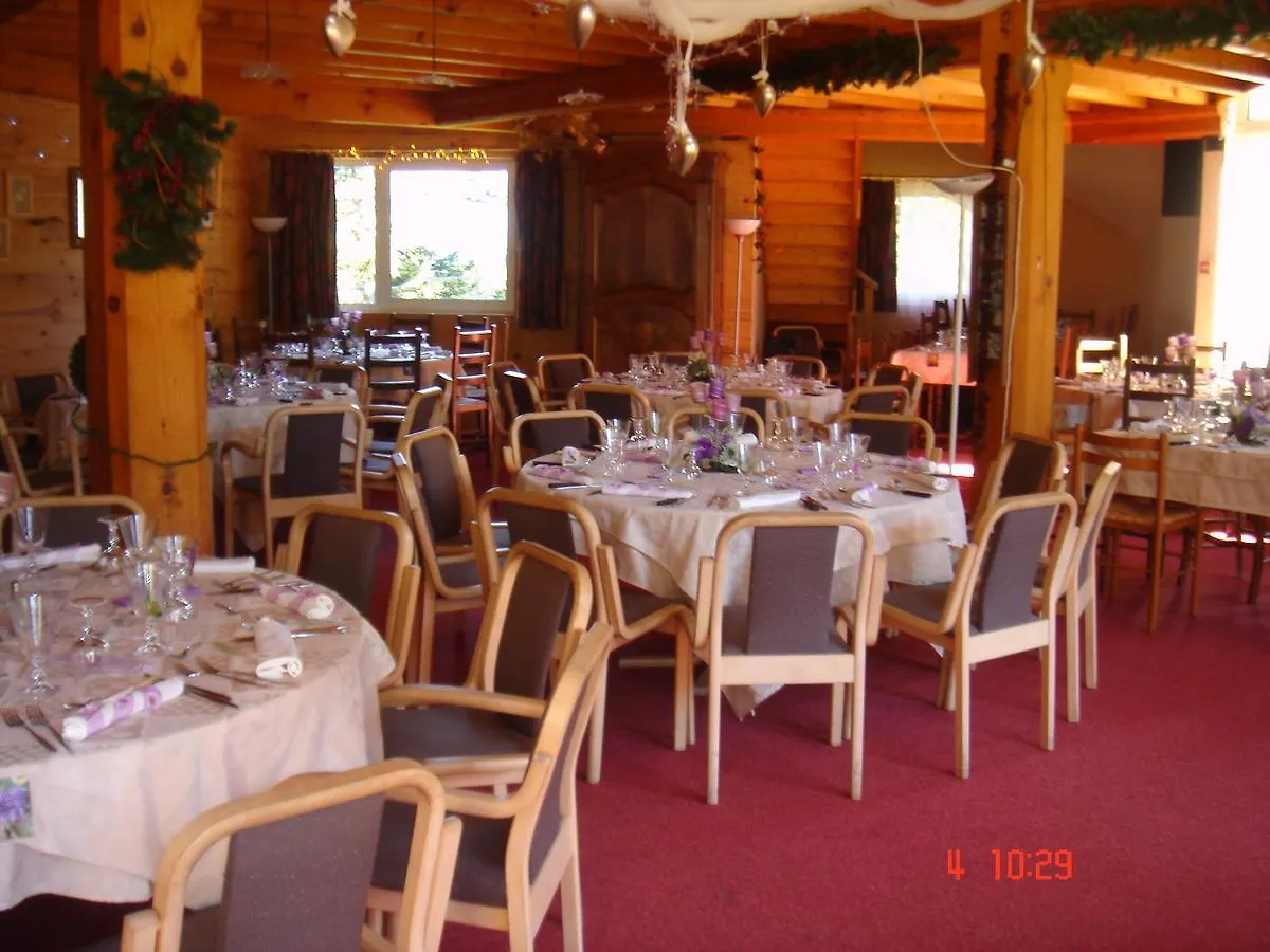 Hotel Cartusia Sarcenas
