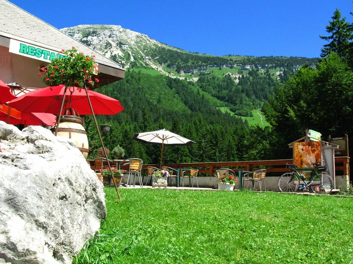 ***  Hotel Cartusia Sarcenas France