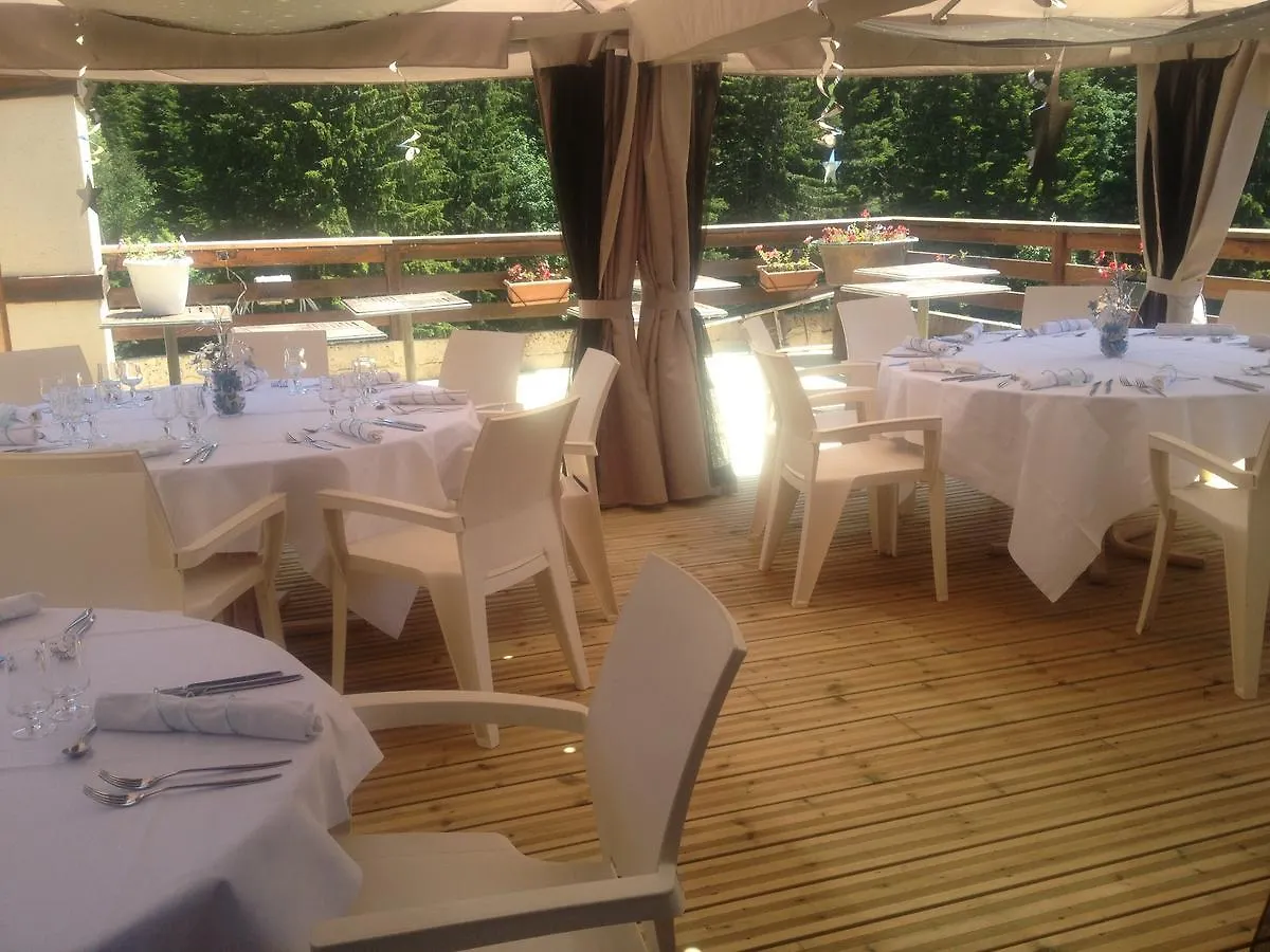 Hotel Cartusia Sarcenas