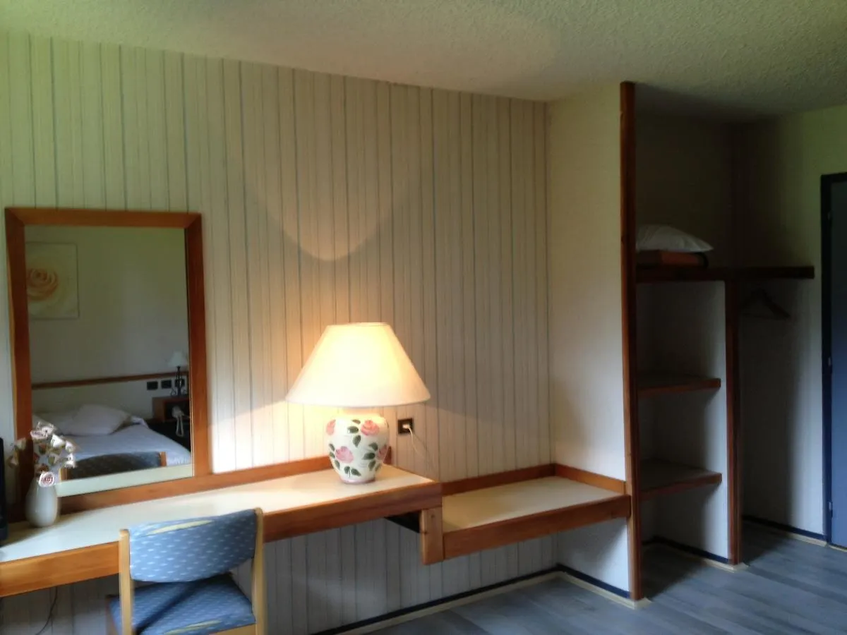 ***  Hotel Cartusia Sarcenas France