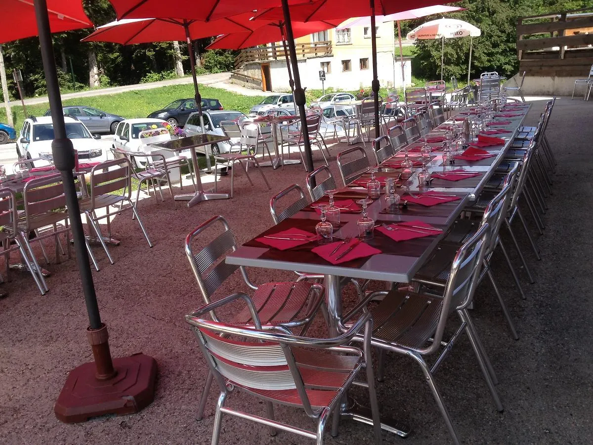 ***  Hotel Cartusia Sarcenas France